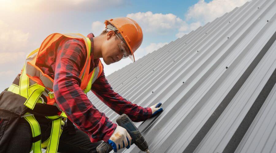 Professional Flat Roofing Installation in Hubbard, OR